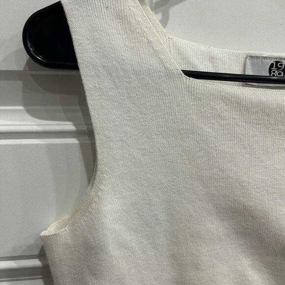 1989 One Eight Nine White Sleeveless Knit Tank Top Size M Stretchy Lightweight - Picture 4 of 9
